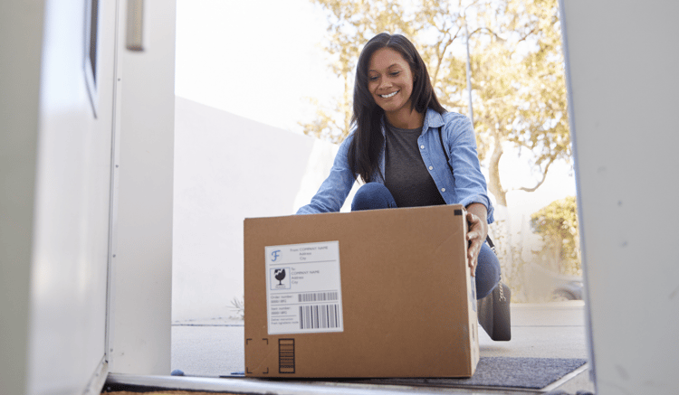 finding package at door by internal parcel tracking